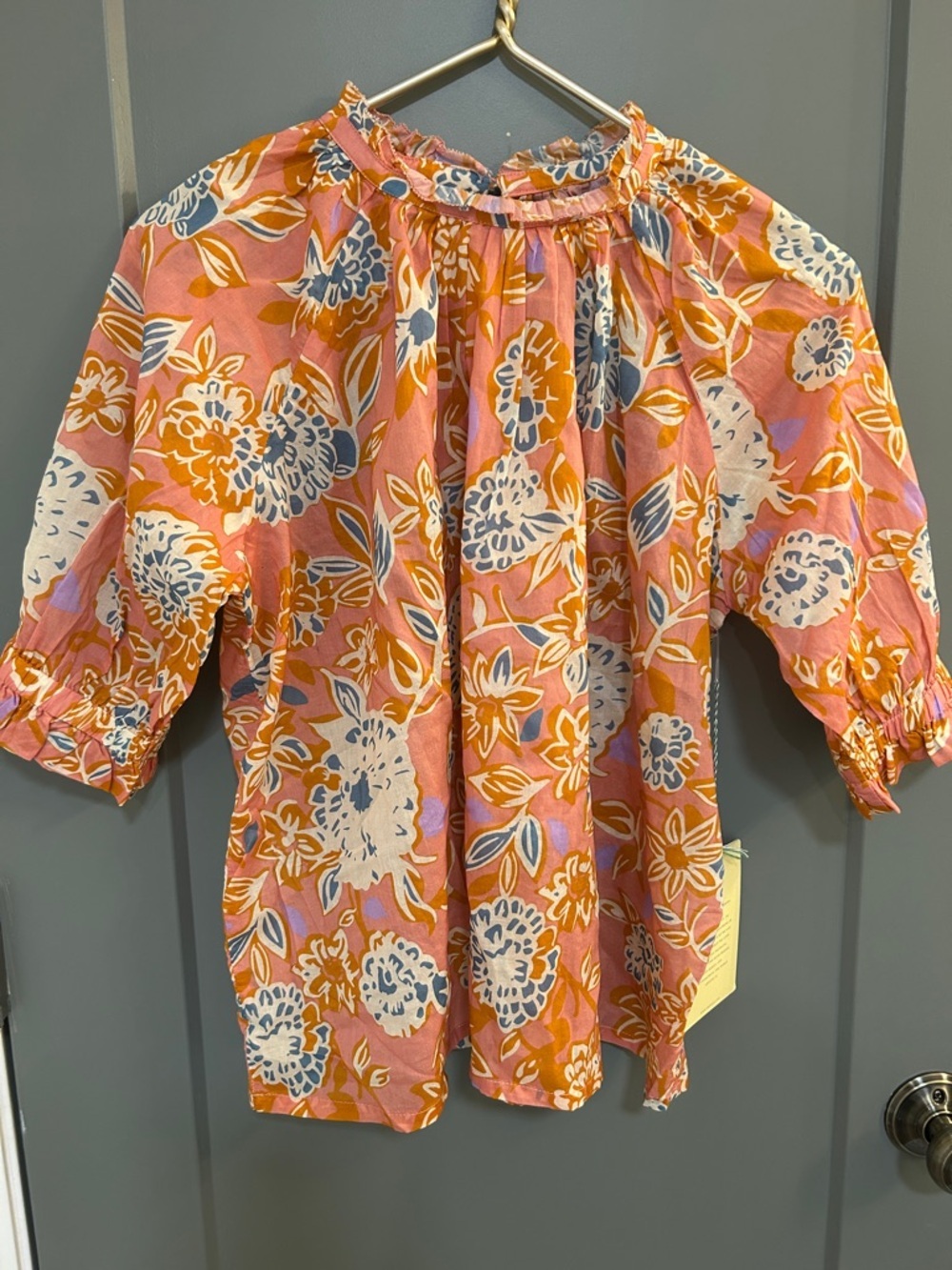 Trovata Birds of Para Pink Floral Puff-Sleeve Blouse with Orange & Blue Accents - Picture 1 of 8